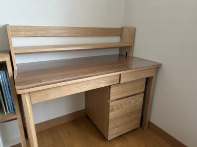 無印良品の学習机にデスクマット | 透明テーブルマットのユーザーレビュー